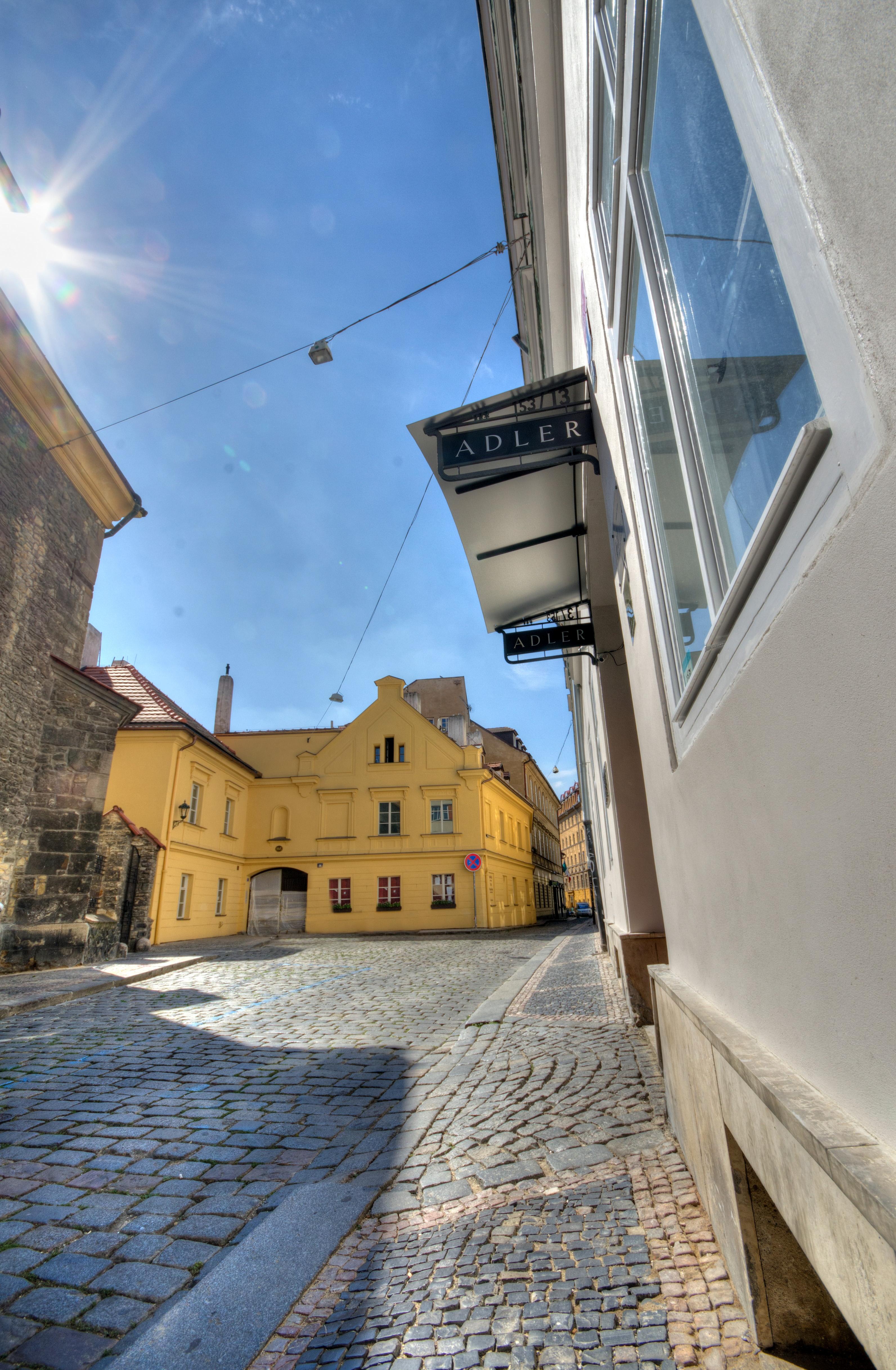 Adler - Czech Leading Praga